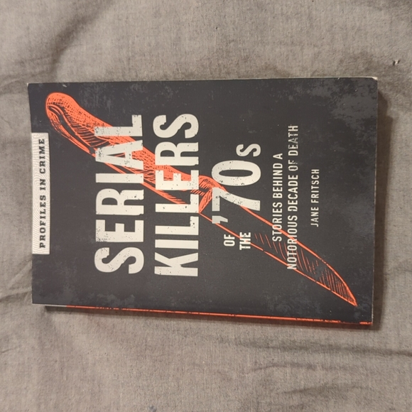 Serial Killers of the '70's - Picture 1 of 2